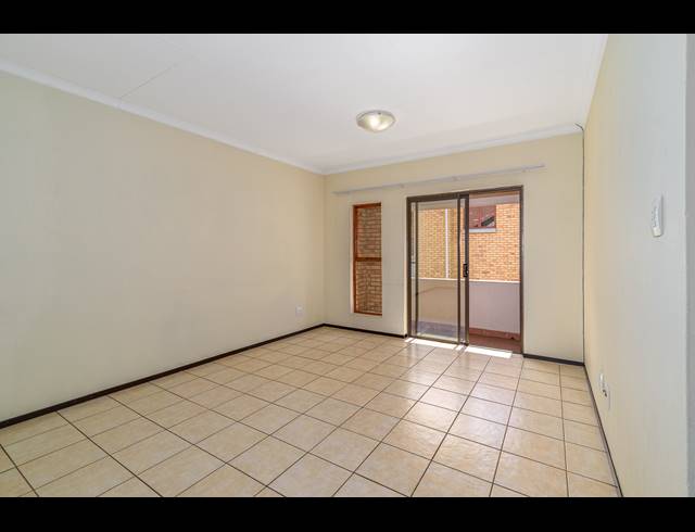 2 BEDROOM APARTMENT FOR SALE IN RANDPARK RIDGE